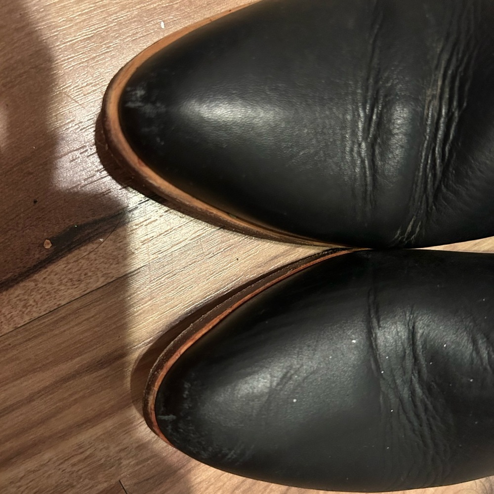 Nisolo Black Chelsea Boot - Picture 6 of 7